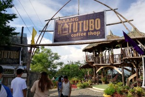 Ex-OFWs set up self-sustaining café in Pangasinan