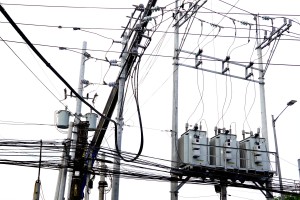 Affected Meralco customers due to Paeng climb to 2.2M