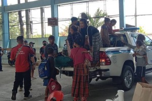 Iloilo City rescues, sends back 23 Badjaos to Mindanao
