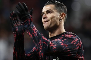 Cristiano Ronaldo scores 700 club goals