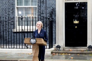 UK PM Truss resigns, new leader expected next week