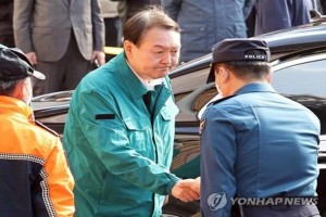 Yoon enraged by police inaction on calls on Itaewon tragedy: exec