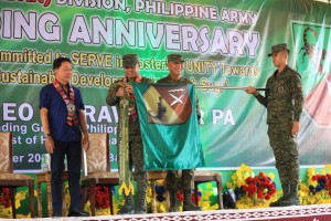 Army chief fetes 11th Infantry Division for gains vs. ASG