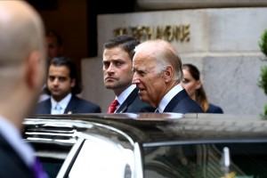 Biden opposes lifting military Covid-19 vax mandate: White House