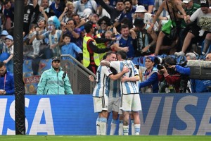 Argentina beat Croatia 3-0 to qualify for FIFA World Cup final