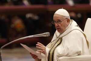 Pope reiterates call for end to 'senseless' Ukraine war