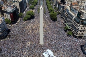 Millions line streets of Argentina to welcome World Cup heroes