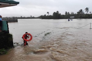Surigao, Agusan communities flooded on Christmas Day