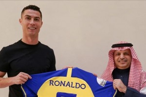 Cristiano Ronaldo joins Saudi Arabia's Al-Nassr on free transfer