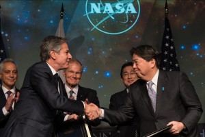 US, Japan sign deal to bolster space cooperation 