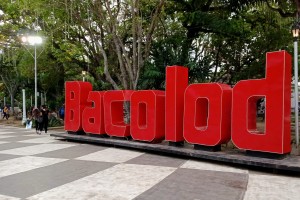 Bacolod City to upgrade public plaza with TIEZA aid