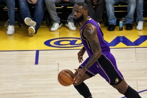 LeBron becomes 2nd player in NBA history to surpass 38K points