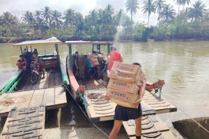 Over 53,000 flood-hit victims in E. Visayas get food packs