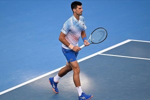 Djokovic downs de Minaur to storm into Australian Open q’finals