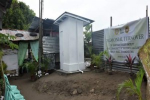 Toilets in Negros Occidental town to prevent water-borne diseases