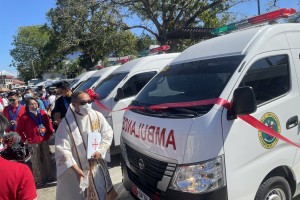 MRI, 5 ambulances boost Ilocos Norte’s universal healthcare