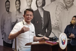 Pay hike won't bust economy - Chiz 