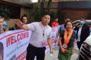 Villar vows more support for farmers of Southern Leyte town