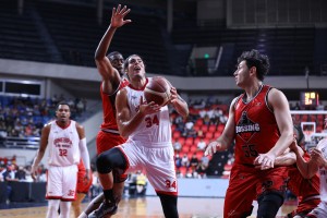 Ginebra trips Blackwater to check skid