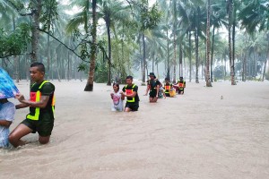 Thousands flee homes as LPA hits Butuan, Caraga provinces 