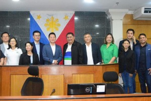 Bacolod City Council backs MOU with Chinese e-jeepney maker