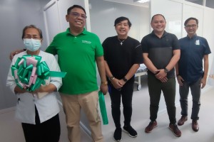 Quezon puts into service 24-bed modular intensive care unit