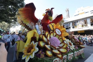 Panagbenga grand float parade draws 50K spectators