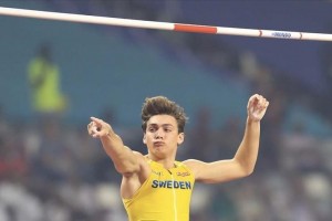 Sweden's Duplantis breaks his own world record in pole vault