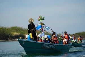 155 fishing boats join Laoag's fluvial procession