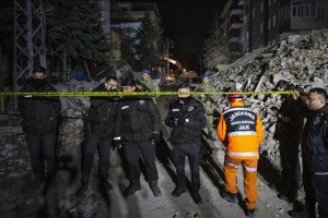 Strong aftershock kills 2, injures 140 in Türkiye's Malatya