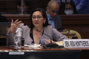 Senator wants accountability over 'info leak' in Porac POGO raid