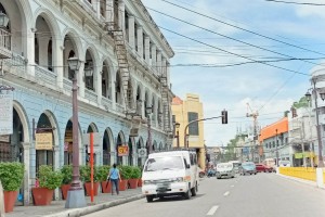 Underground cables ordered in Iloilo City’s plazas