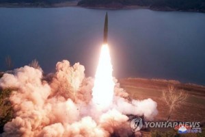 NoKor fires 1 apparent ICBM ahead of SoKor-Japan summit