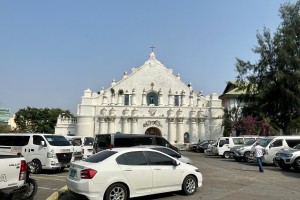 325K day tourists visit Ilocos Norte on Holy Week