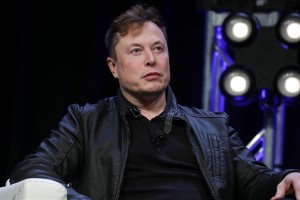 Elon Musk says he is working on rival to ChatGPT