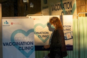 US to end Covid vax requirements on May 11 for foreign travelers