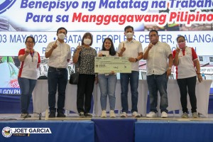 DOLE gives P2.9M to SPES beneficiaries in Bataan