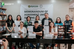 Albay town, POPCOM ink deal to localize family planning programs