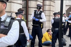 5 anti-monarchy protesters arrested ahead of coronation in London