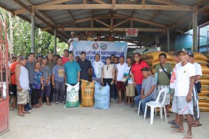 6K Batac farmers get free fertilizers, veggie seeds