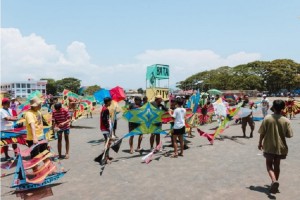 Batangas kite flyers urge youth to drop gadgets, play outdoors