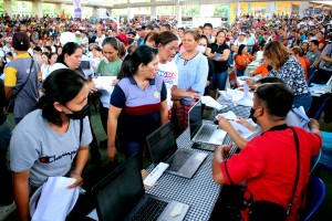 DSWD pays tribute to solo parents