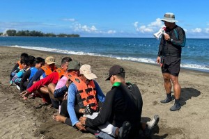 28 Zambales boatmen train on Pinoy ‘brand of excellence’