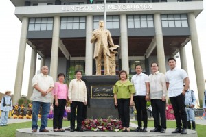 New Rizal monument, Tanghalang Meycaueño unveiled in Bulacan