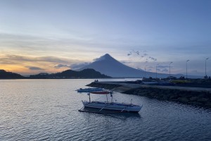 Wear masks to protect from ashfall as Mayon unrest continues – DOH