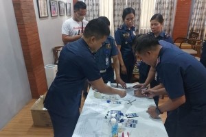 335 police personnel in W. Visayas submit to surprise drug test