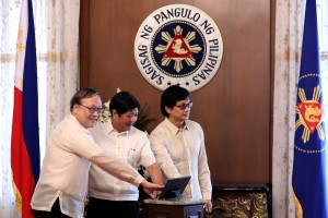 DILG: Digitalization raises LGUs’ revenue collection to P208B