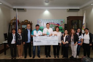 Balanga City named outstanding coastal community in Central Luzon