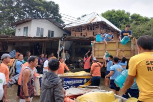 Gov't aid arrives in 5 Pangasinan areas under state of calamity