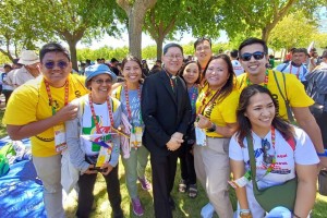 Tagle urges youth to be influencers of Jesus on social media